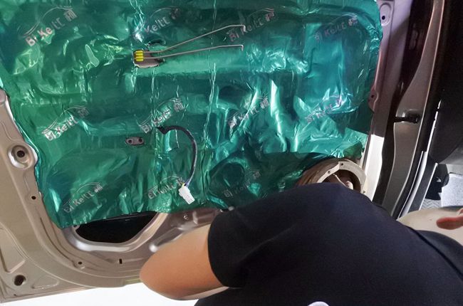 好用是關鍵 車改坊汽車影音連鎖五菱榮光改裝