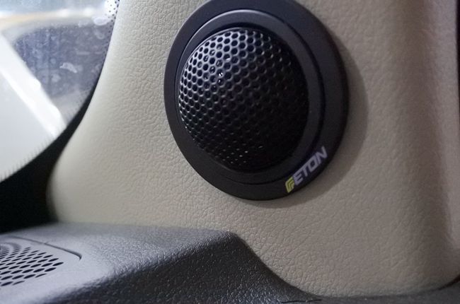 好用是關鍵 車改坊汽車影音連鎖五菱榮光改裝