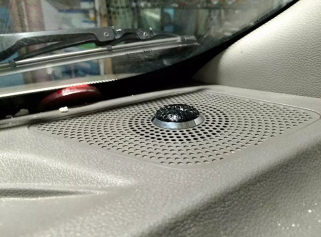小改怡情 車改坊汽車影音連鎖五菱榮光改裝美國