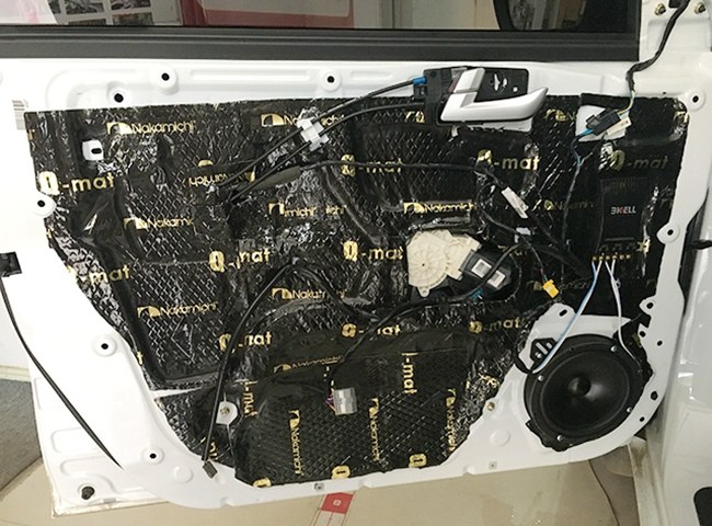 能不能讓你心動？ 車改坊汽車影音連鎖吉利帝豪