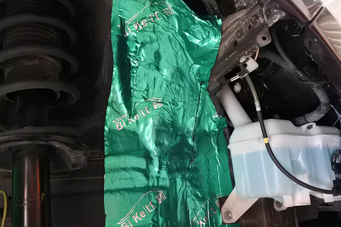 豐田威馳比柯全車隔音并且前門無損換裝美國霸克DX650兩分頻套裝喇叭