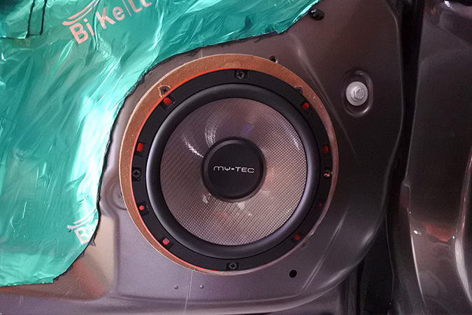 我說這個很火你還不信？逍客四門喇叭無損換裝意大利TEC MY6K+美國霸克CX650