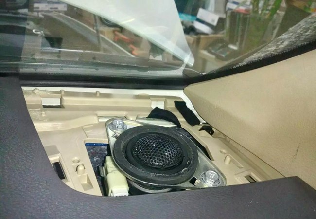 休閑度假好幫手 新疆車佳坊蘭德酷路澤改裝ETO