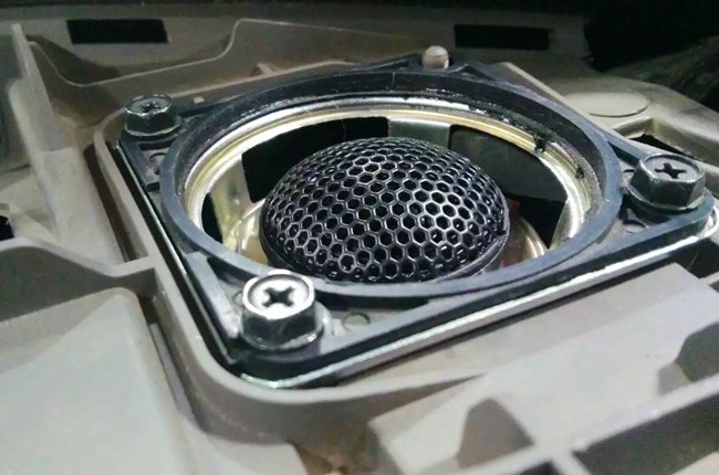 男人的必備神器 新疆車佳坊日產天籟二次升級改