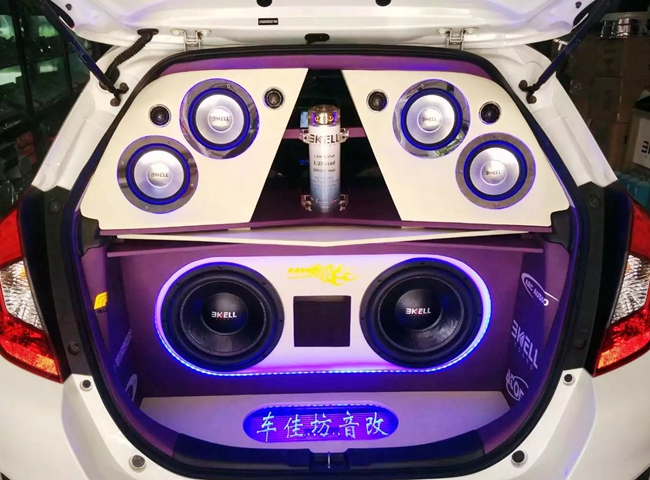快上車有音樂！新疆車佳坊本田飛度改裝美國霸