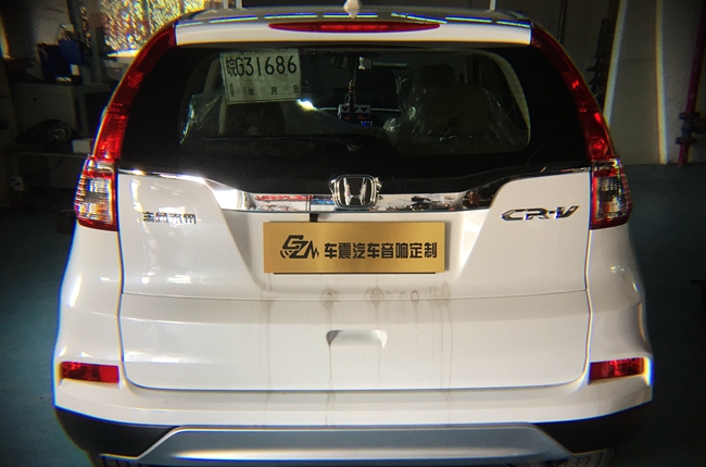 主動選擇 寧國車震本田CRV改裝美國霸克汽車音響
