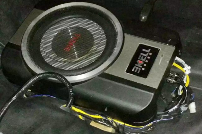 愿你被歲月溫柔以待 新疆車佳坊豐田卡羅拉改裝