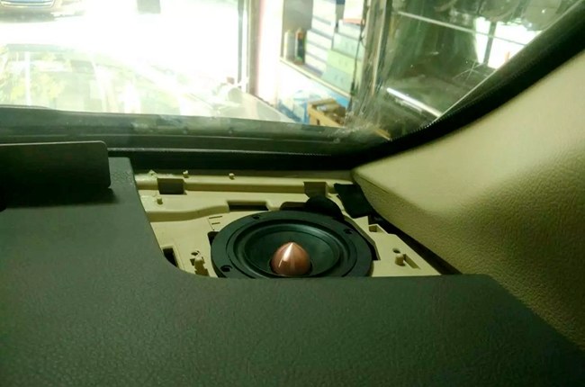 感染你我他 新疆車佳坊豐田蘭德酷路澤二次升級