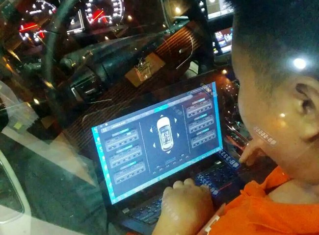 全面出擊 車改坊汽車影音連鎖豐田皇冠二次升級