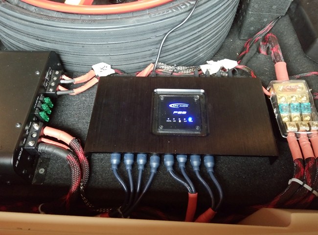 精雕細琢出成績 車改坊汽車影音連鎖保時捷Mac