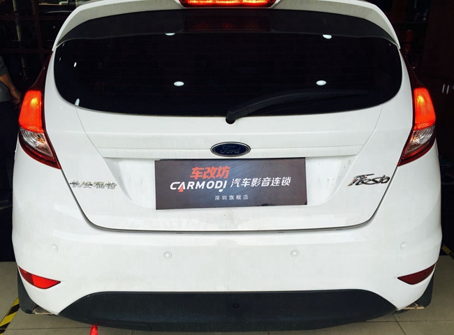 雅俗共賞 車改坊汽車影音連鎖福特嘉年華改裝斯