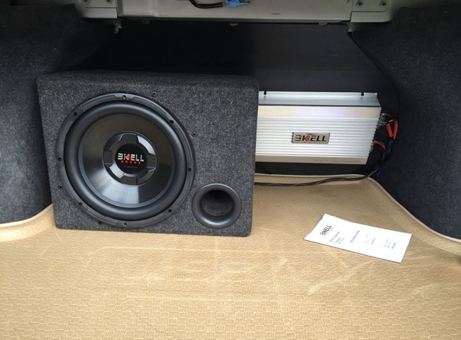 專屬音響 三鄉極速日產陽光改裝美國霸克汽車音