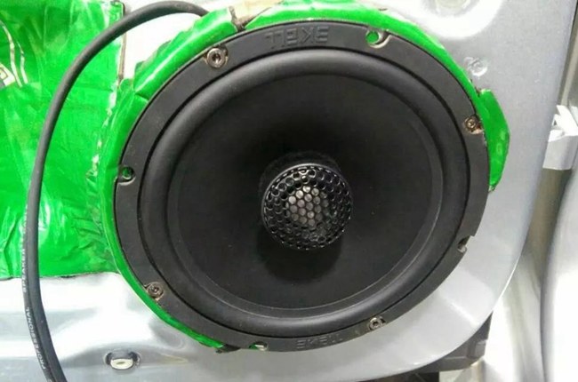 音樂之狂想曲 新疆車佳坊大眾朗逸改裝霸克和斯