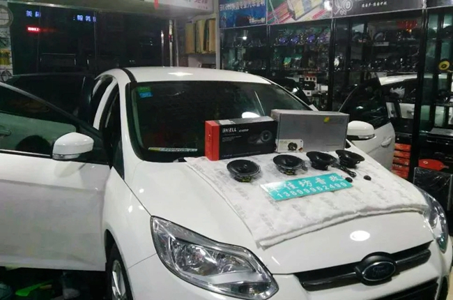 可遇難求 新疆車佳坊福特福克斯改裝ETON和霸克汽
