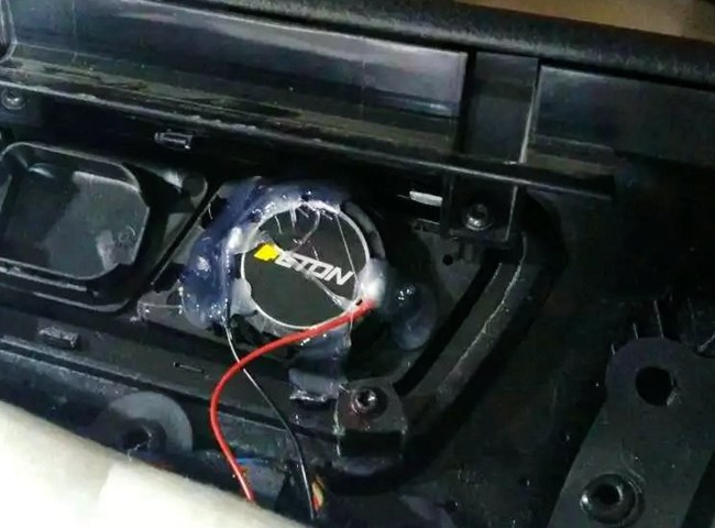 紳士本色 新疆車佳坊大眾途銳改裝ETON和斯派朗音