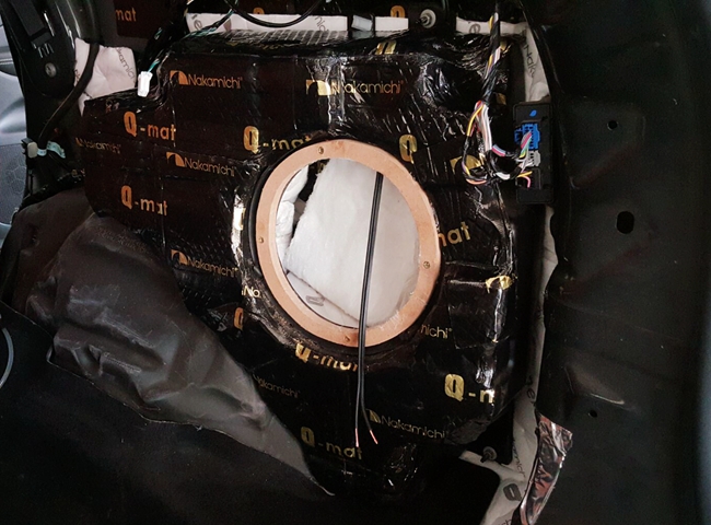 正版才夠味 車改坊汽車影音連鎖大切諾基改裝
