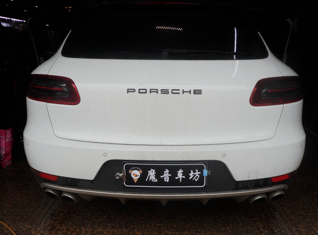 夢想相約 昆明魔音車坊保時捷卡宴改裝ARC和霸克
