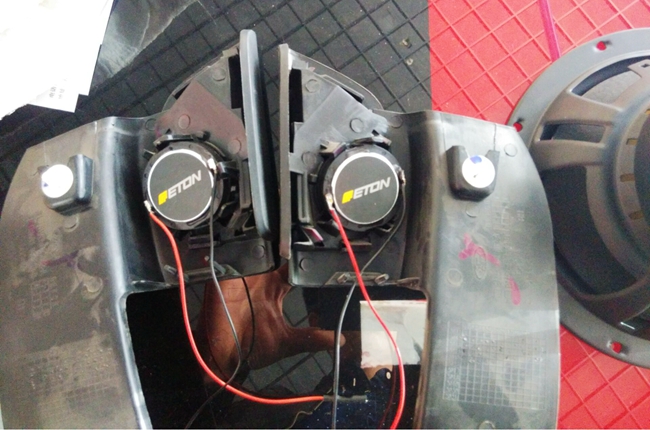 影視留聲機 周口大師福特福克斯改裝德國ETON汽車