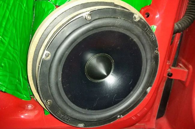彈出旋律原聲 新疆車佳坊大眾POLO改裝霸克和斯派