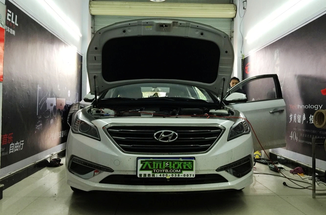 追求音一樣的人生 南充大玩具現代索納塔改裝意