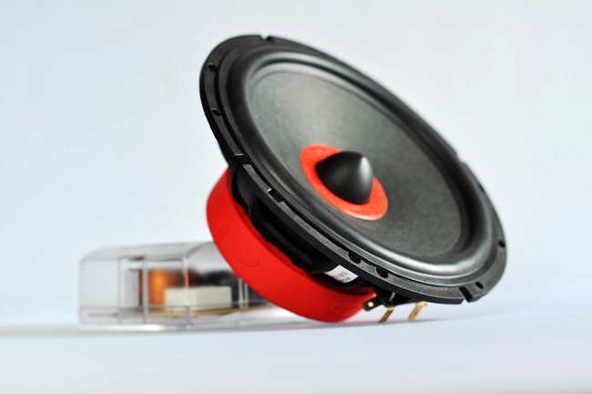 追求音一樣的人生 南充大玩具現代索納塔改裝意