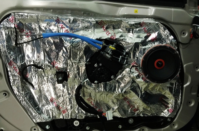 追求音一樣的人生 南充大玩具現代索納塔改裝意