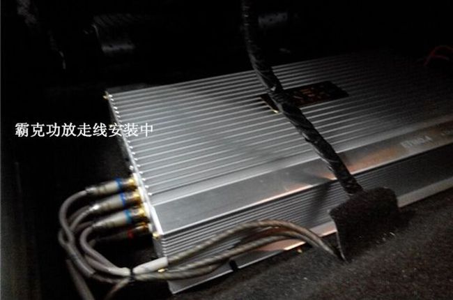 觸動靈魂 大連蘋果唱響起亞智跑改裝美國霸克汽