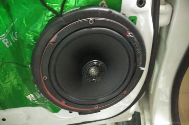 換裝好音質 新疆車佳坊豐田酷路澤改裝Hybrid Au