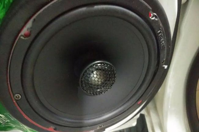 換裝好音質 新疆車佳坊豐田酷路澤改裝Hybrid Au