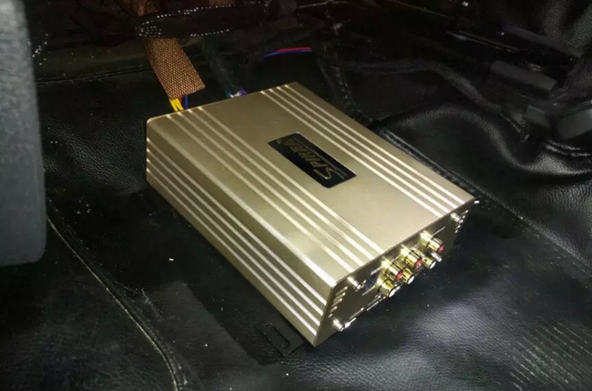 存在必有意義 新疆車佳坊大眾高爾夫7改裝斯派朗