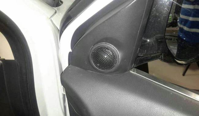 有效有質速改速得 新疆車佳坊三菱歐藍德改裝