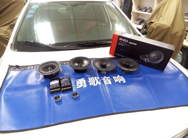 簡單亦是美 勇歌汽車音響長安逸動改裝美國霸克