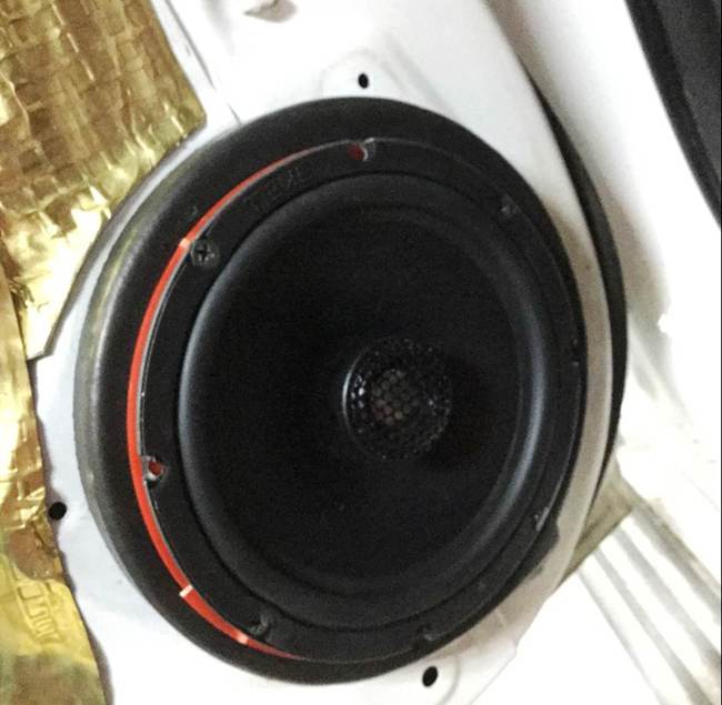 音樂往事 新疆車佳坊豐田RAV4改裝美國霸克汽車音