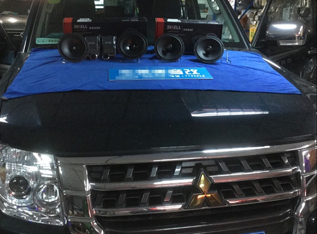 做自己的主角 新疆車佳坊三菱帕杰羅改裝美國霸