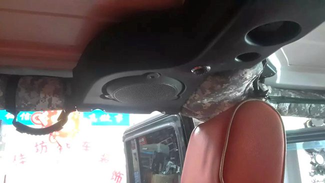海闊天空任我闖 新疆車佳坊吉普牧馬人改裝美國