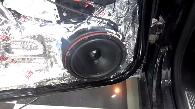 音隨樂動 新疆車佳坊大眾邁騰改裝TEC和霸克音響