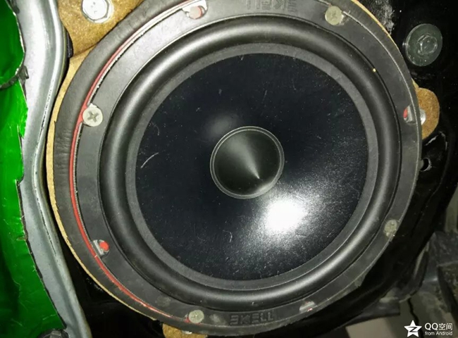 簡改輕巧獲佳音 新疆車佳坊日產天籟改裝美國霸