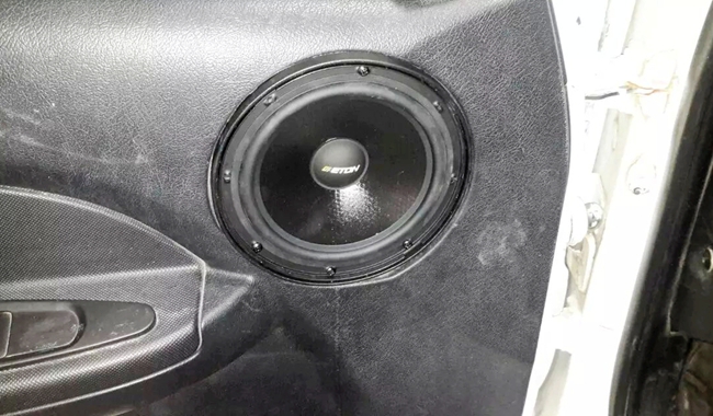 音為有你更心動 新疆車佳坊雪鐵龍愛麗舍改裝