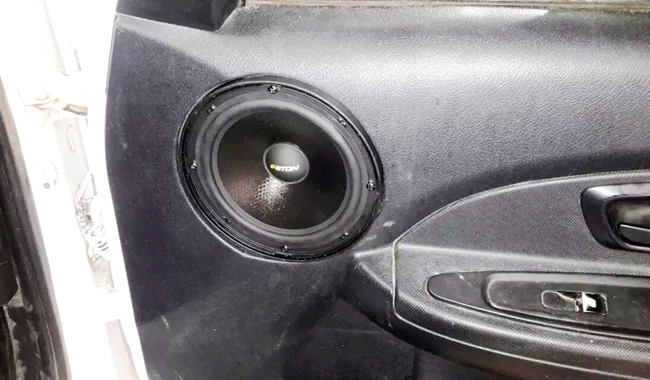 音為有你更心動 新疆車佳坊雪鐵龍愛麗舍改裝