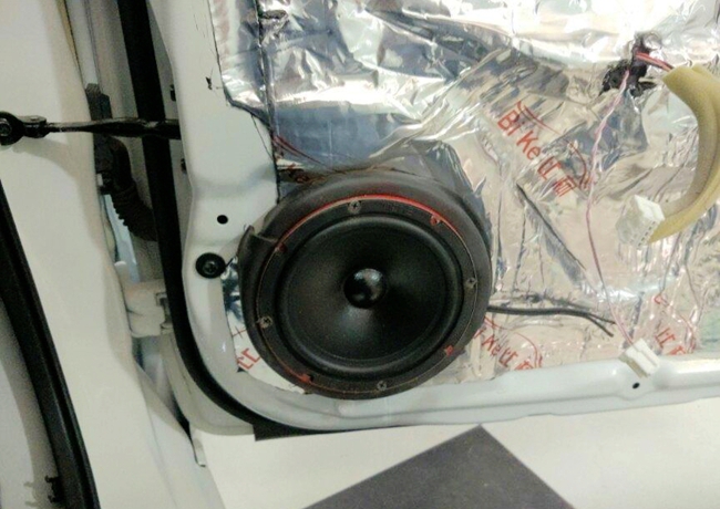 音質力顯著 新疆車佳坊尼桑軒逸升級美國霸克汽