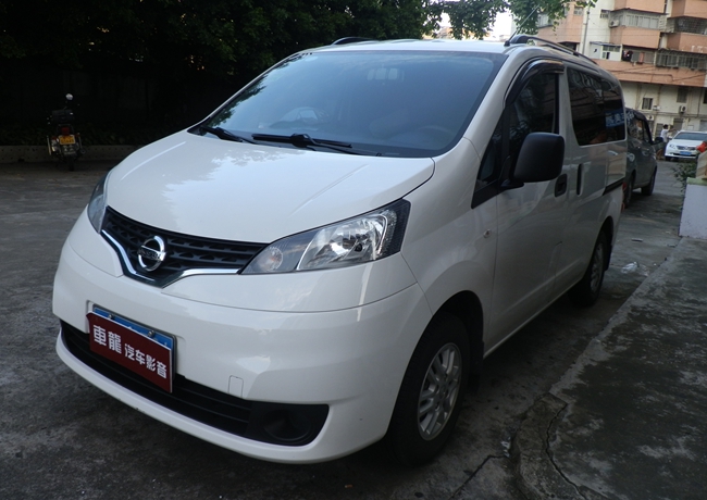 如沐新聲 臺山車龍日產NV200改裝美國霸克汽車音