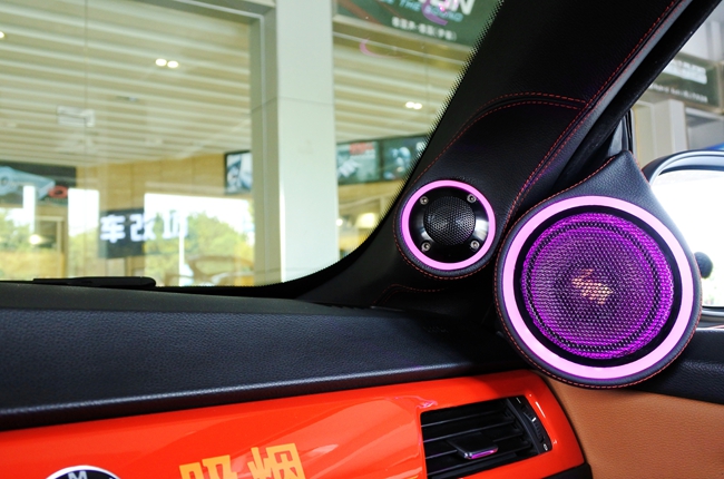 與音樂喜結良緣 車改坊（佛山店）寶馬330改裝