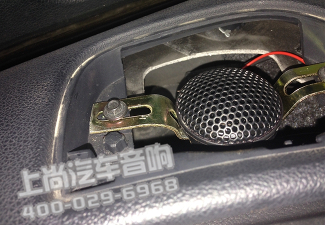 音樂響自由 西安上尚奧迪A6L改裝德國ETON汽車音響
