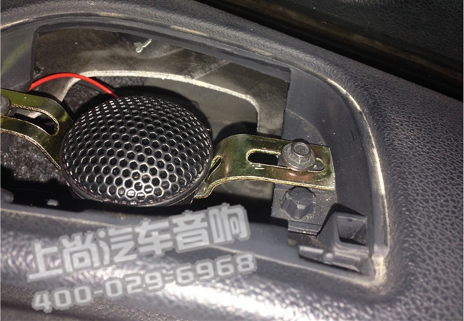 音樂響自由 西安上尚奧迪A6L改裝德國ETON汽車音響