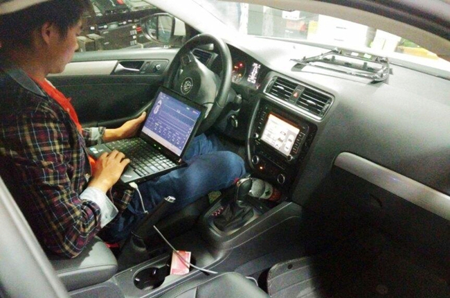 戀音情結 新疆車佳坊大眾速騰改裝霸克和斯派朗