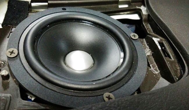 享音新攻略 新疆車佳坊中東版酷路澤改裝TEC、
