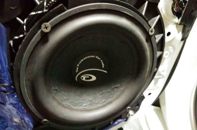 享音新攻略 新疆車佳坊中東版酷路澤改裝TEC、