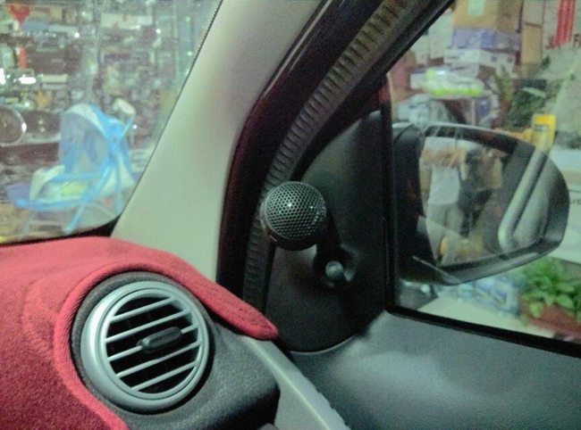 小改音質出眾 新疆車佳坊奔馳Smart改裝德國ETON汽