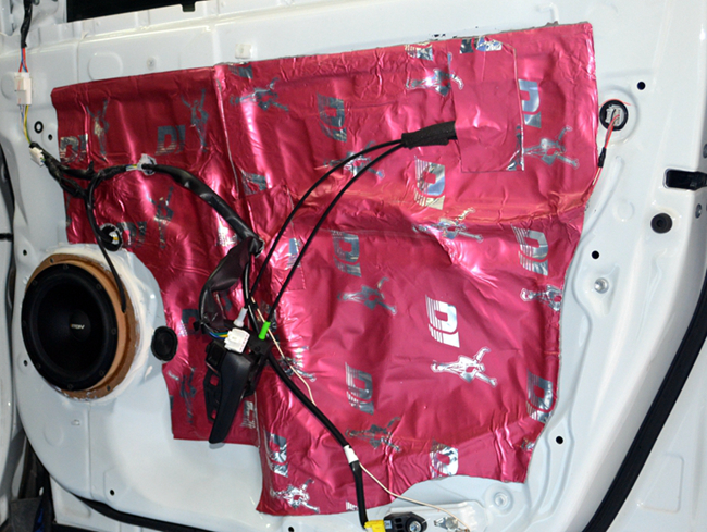 一觸即享好聲音 沈陽易陽豐田RAV4改裝ETON和TEC音
