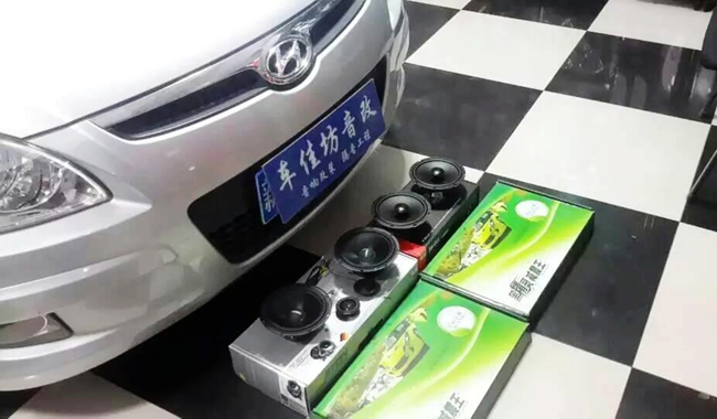 當紅套裝輕升級 新疆車佳坊現代I30改裝ETON和霸克